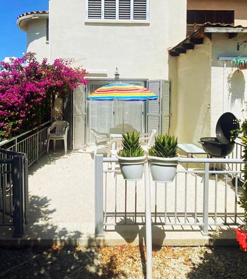 Seaside Maisonette 200M From Sea Paphos Exterior foto