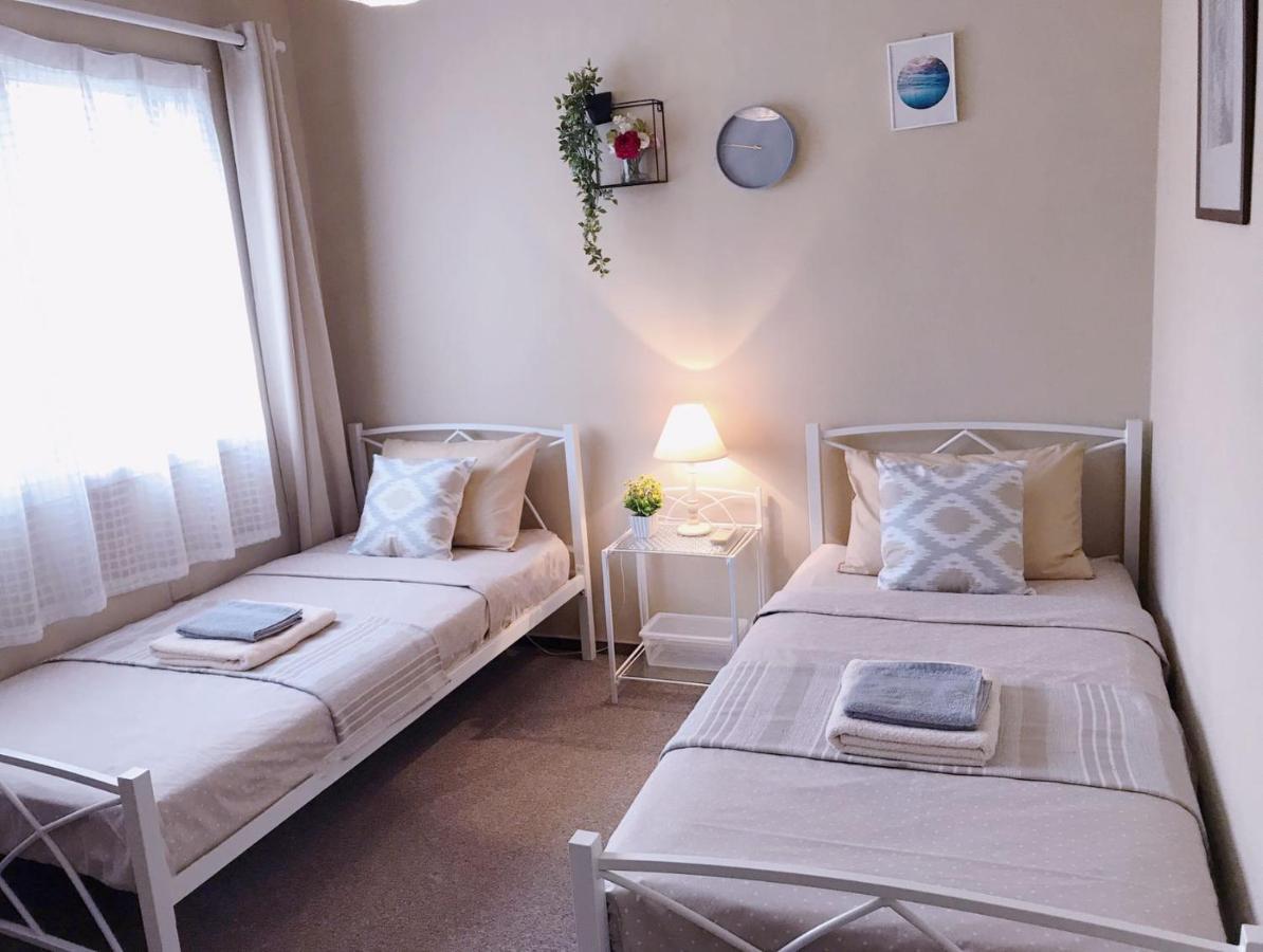 Seaside Maisonette 200M From Sea Paphos Exterior foto