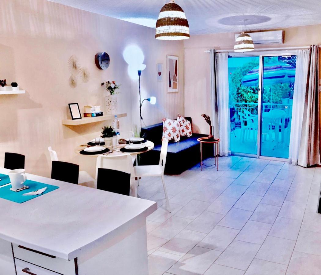 Seaside Maisonette 200M From Sea Paphos Exterior foto